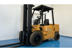 Stivuitor Diesel Caterpillar 3.5 tone