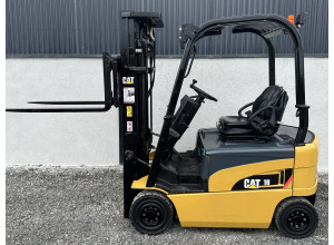Electrostivuitor Caterpillar 1.8 tone