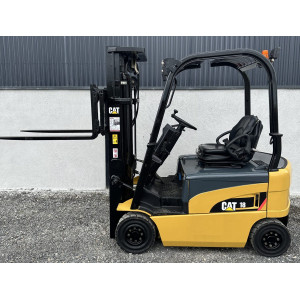 Electrostivuitor Caterpillar 1.8 tone