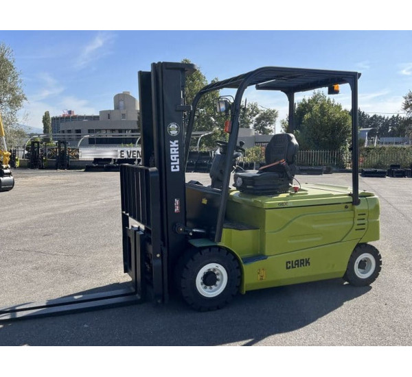 Electrostivuitor Clark 3 tone