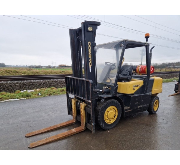 Stivuitor GPL Daewoo 4 tone