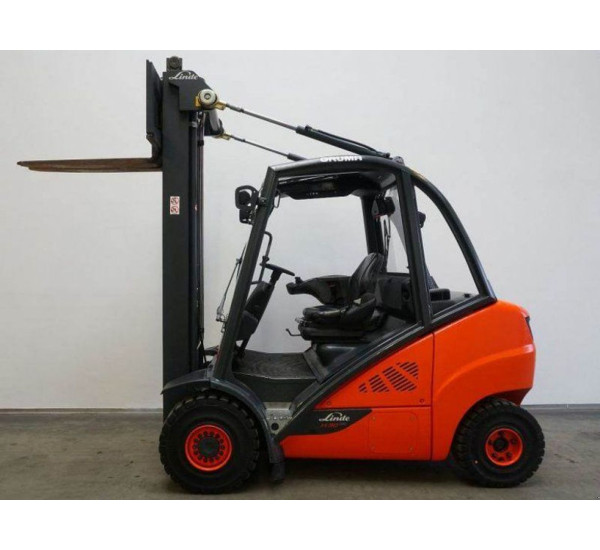 Stivuitor Diesel Linde 3 tone