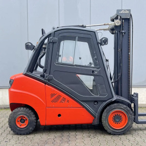 Stivuitor Diesel Linde 3 tone Stivuitor Diesel Linde 3 tone