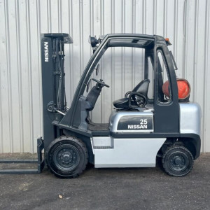 Stivuitor GPL Nissan 2.5 tone