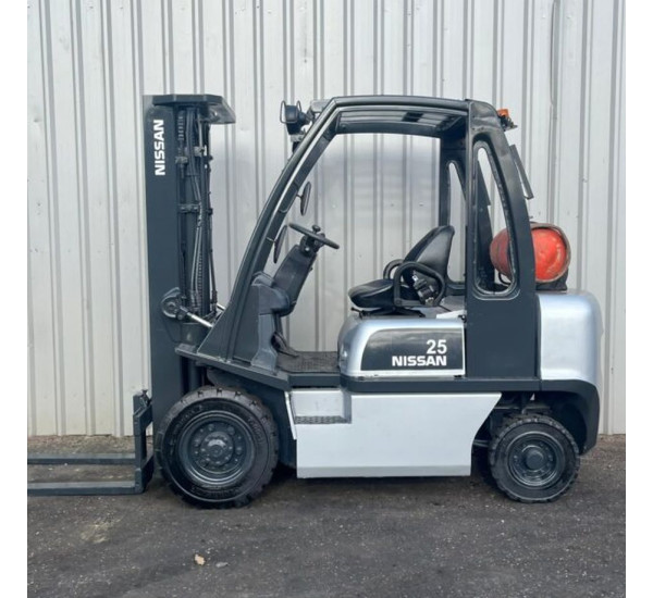 Stivuitor GPL Nissan 2.5 tone