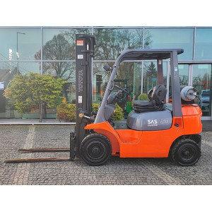 Stivuitor GPL Toyota 2 tone