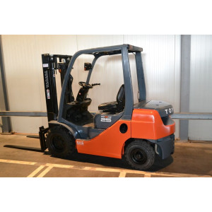 Stivuitor Diesel Toyota 2.5 tone