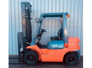Stivuitor Diesel Toyota 2.5 tone