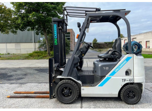 Stivuitor benzina/GPL Unicarriers/Nissan 1.5 tone